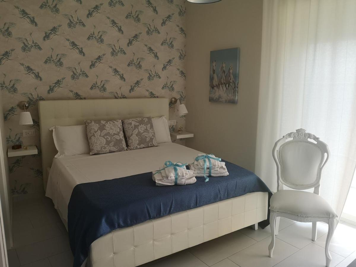 Apartamento La Casa Di Paola SantʼAntonio Abate Exterior foto